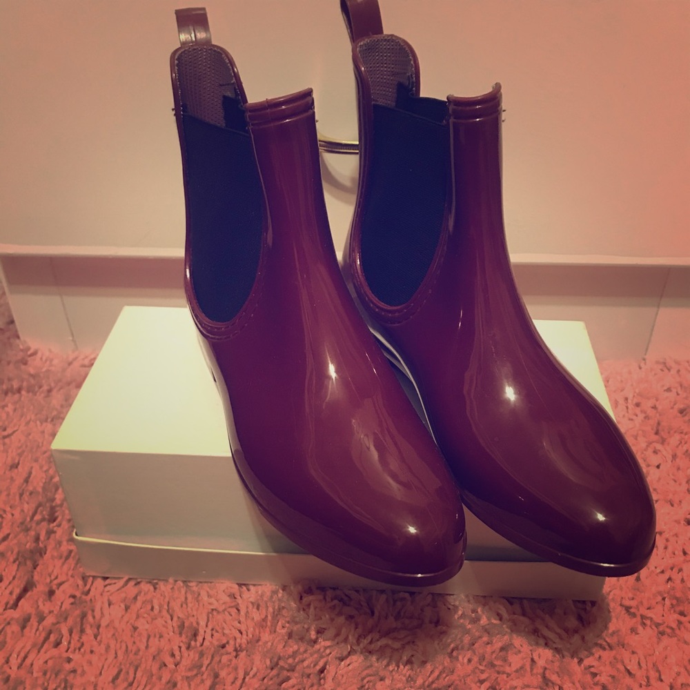 Rain boots